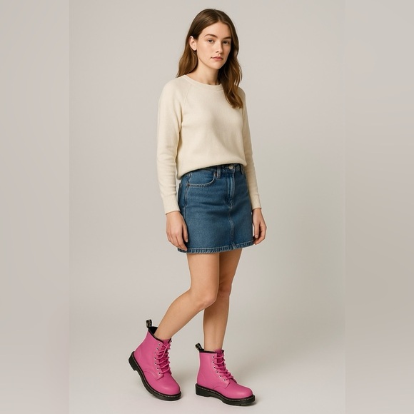 728- Dr. Martens Zavala Women's Combat Boots Size 5 M - Picture 1 of 11